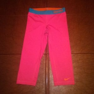 Nike Pro Capri Leggings
